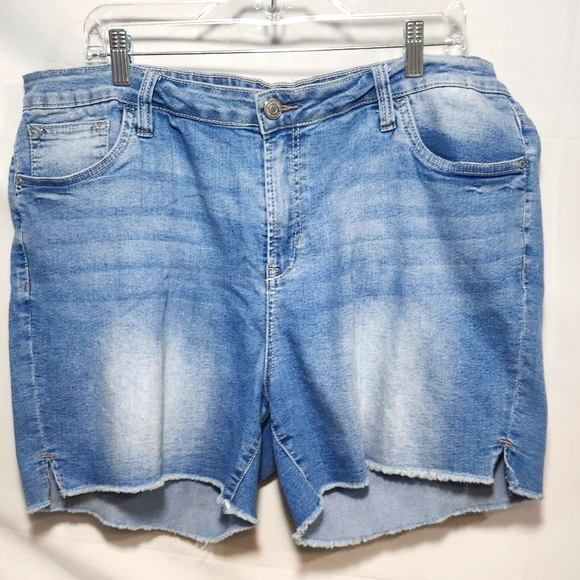 Massini Pants - Massini Blue Jean Shorts Relaxed Fit Distressed-Size 20W